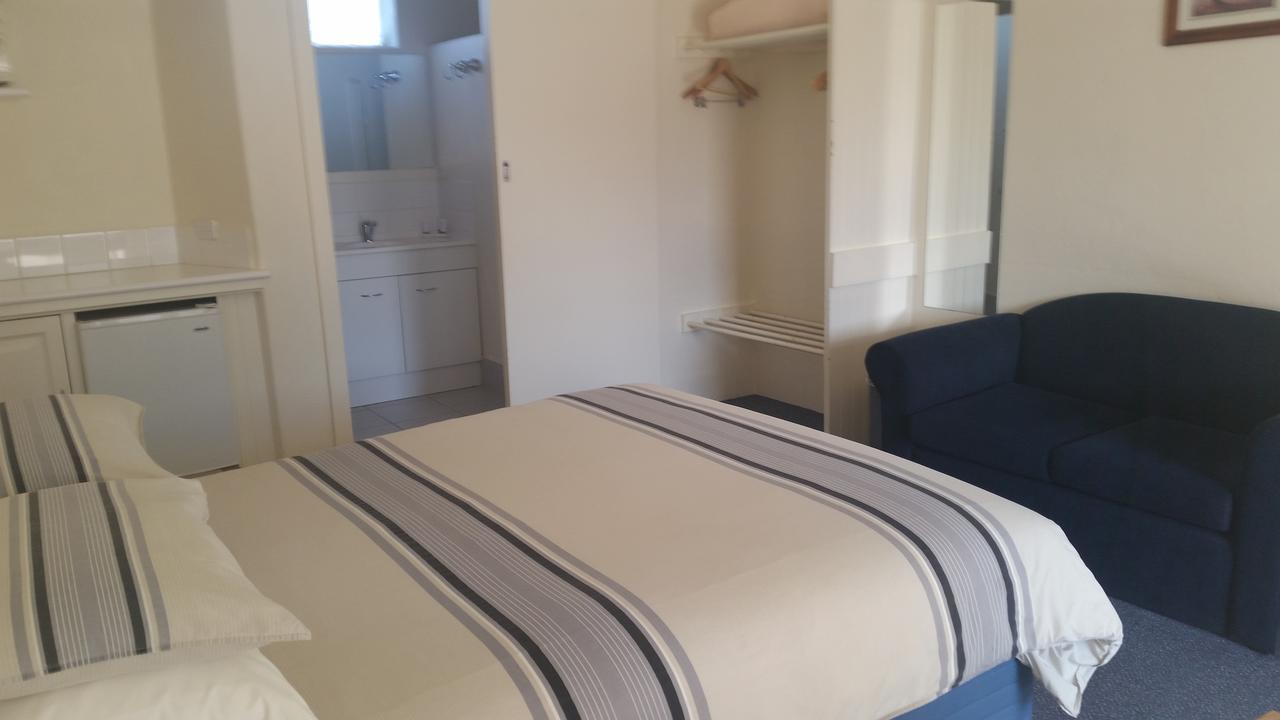 Omeo Motel Eksteriør billede