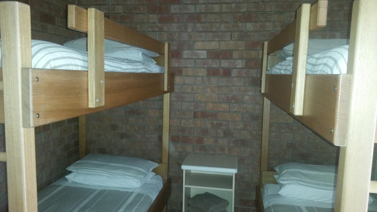Omeo Motel Eksteriør billede